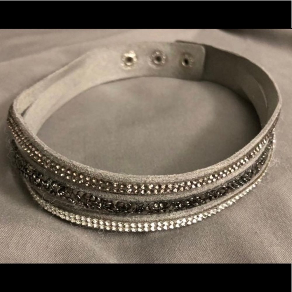Matching Black Crystal Bangle & Rhinestone Choker - Picture 10 of 10